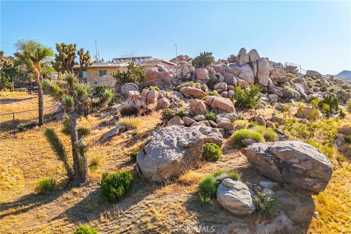 5510 Roberts Road, Yucca Valley, California 92284