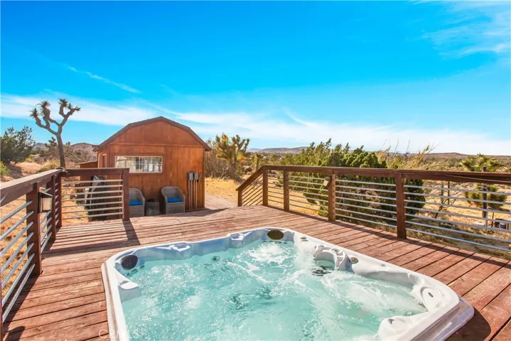 5510 Roberts Road, Yucca Valley, California 92284