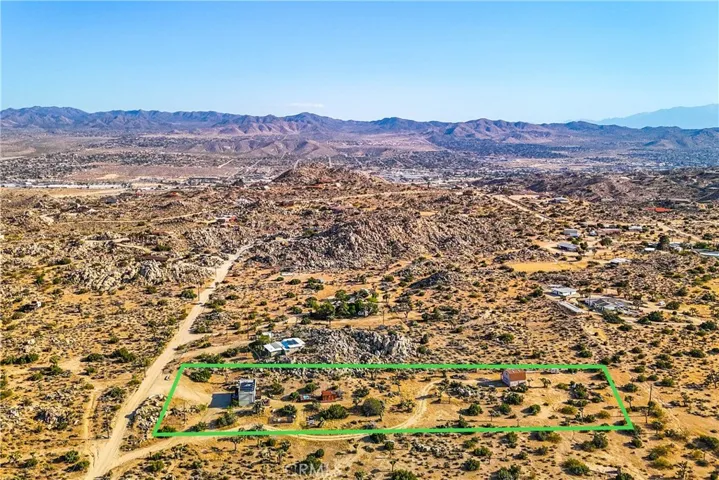 5510 Roberts Road, Yucca Valley, California 92284