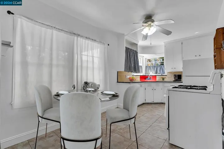 Kitchen Virtually Staged