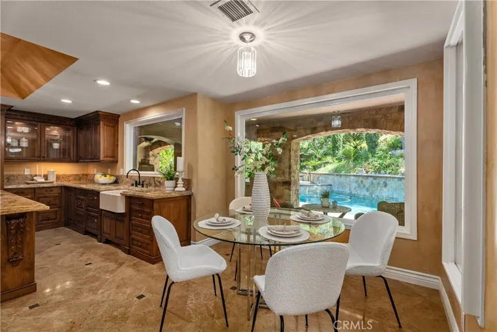 25 Via Terracaleta, Coto De Caza, California 92679