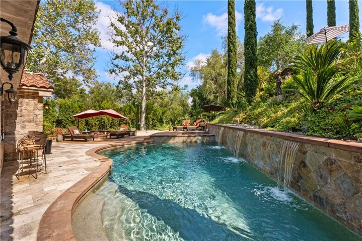 25 Via Terracaleta, Coto De Caza, California 92679
