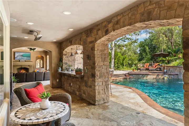 25 Via Terracaleta, Coto De Caza, California 92679