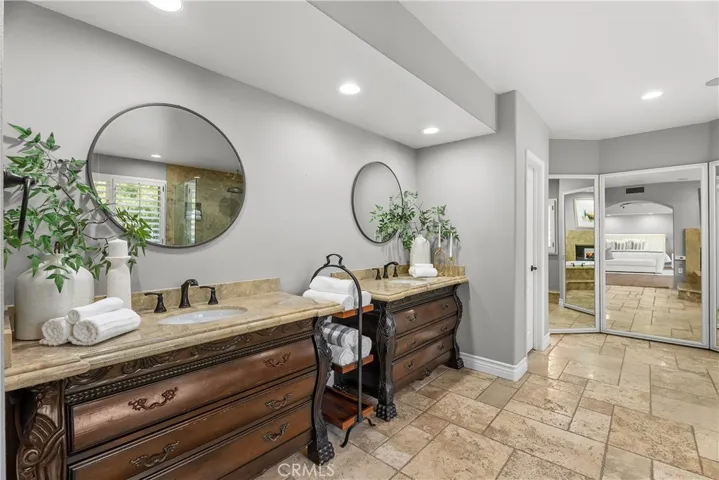 25 Via Terracaleta, Coto De Caza, California 92679