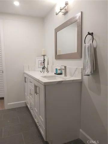 Lover bath  vanity