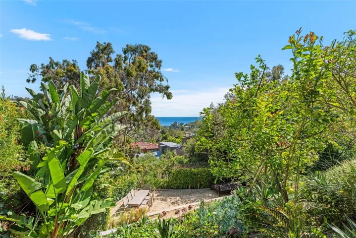 1397 Terraace Way, Laguna Beach, California 92651
