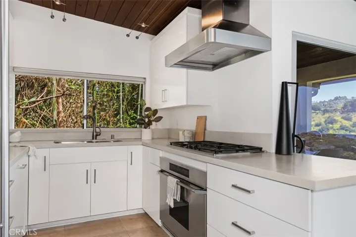 1397 Terraace Way, Laguna Beach, California 92651