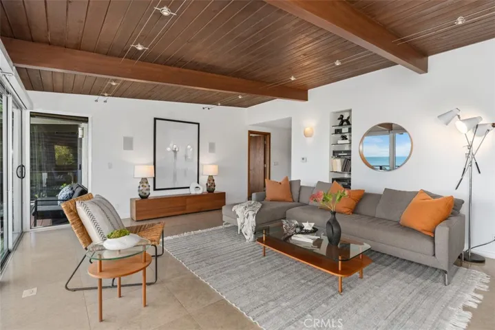 1397 Terraace Way, Laguna Beach, California 92651
