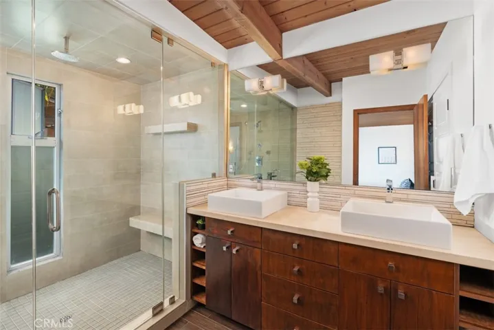 1397 Terraace Way, Laguna Beach, California 92651