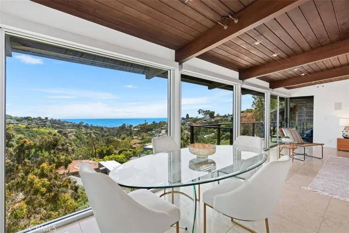 1397 Terraace Way, Laguna Beach, California 92651
