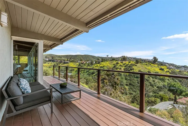 1397 Terraace Way, Laguna Beach, California 92651