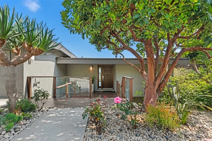 1397 Terraace Way, Laguna Beach, California 92651