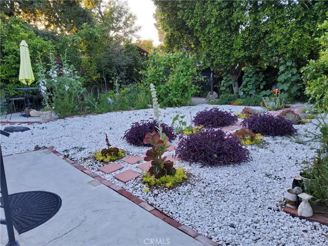 10545 La Tuna Canyon Road, Sun Valley, California 91352