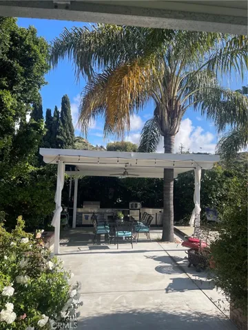 10545 La Tuna Canyon Road, Sun Valley, California 91352