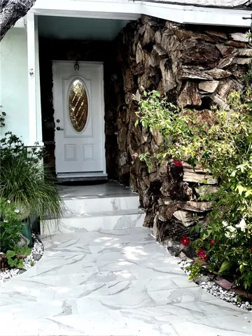 10545 La Tuna Canyon Road, Sun Valley, California 91352
