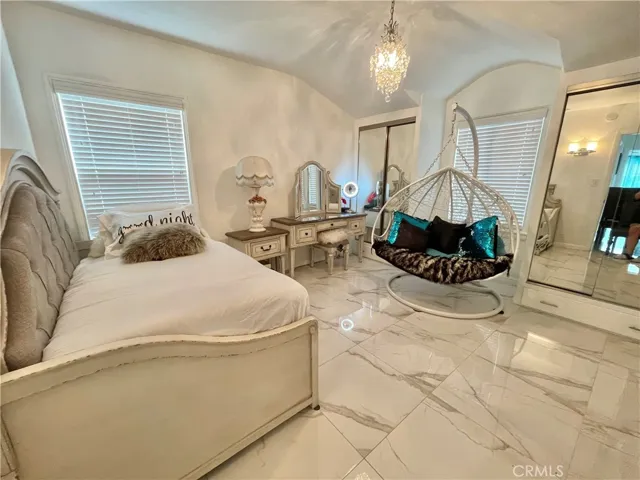 10545 La Tuna Canyon Road, Sun Valley, California 91352