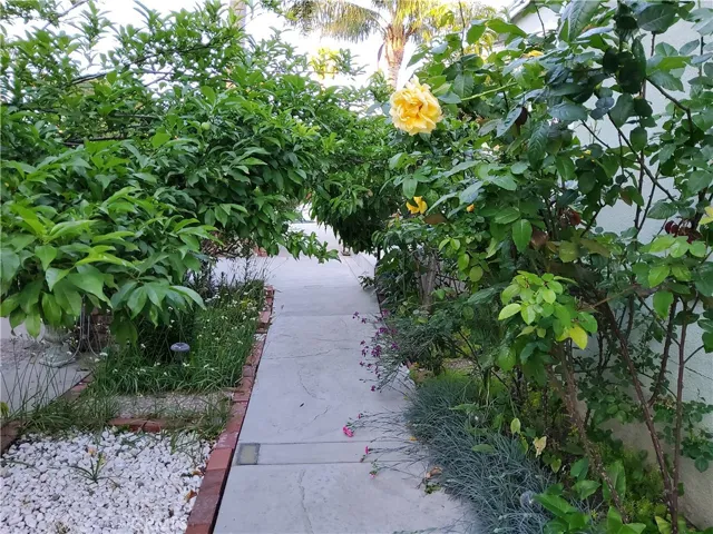 10545 La Tuna Canyon Road, Sun Valley, California 91352