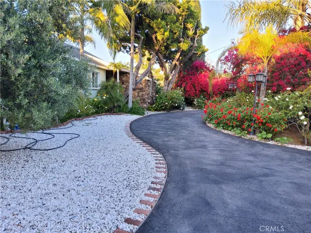 10545 La Tuna Canyon Road, Sun Valley, California 91352