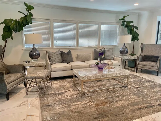 10545 La Tuna Canyon Road, Sun Valley, California 91352