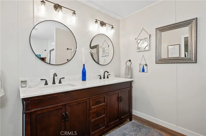 24717 5th Street, Murrieta, California 92562