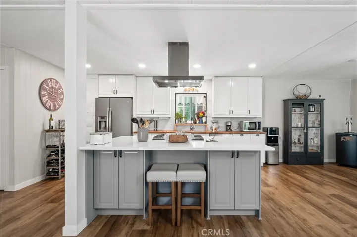 24717 5th Street, Murrieta, California 92562