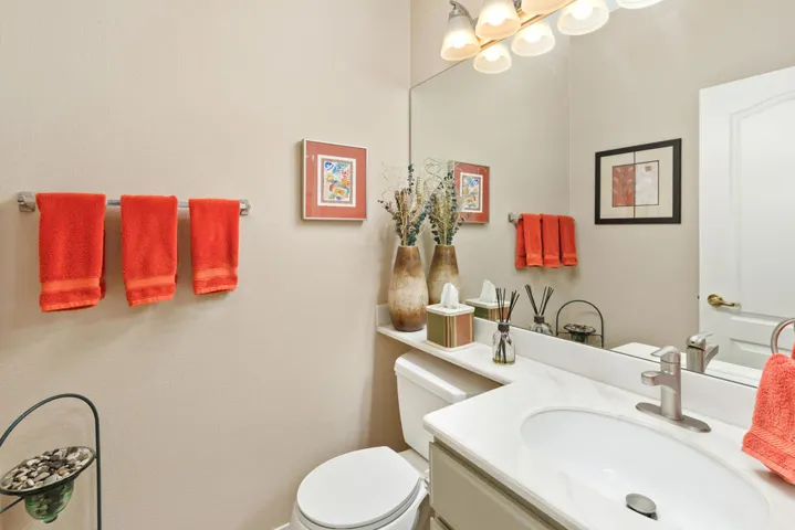 77572 Carinda Ct - Powder Room