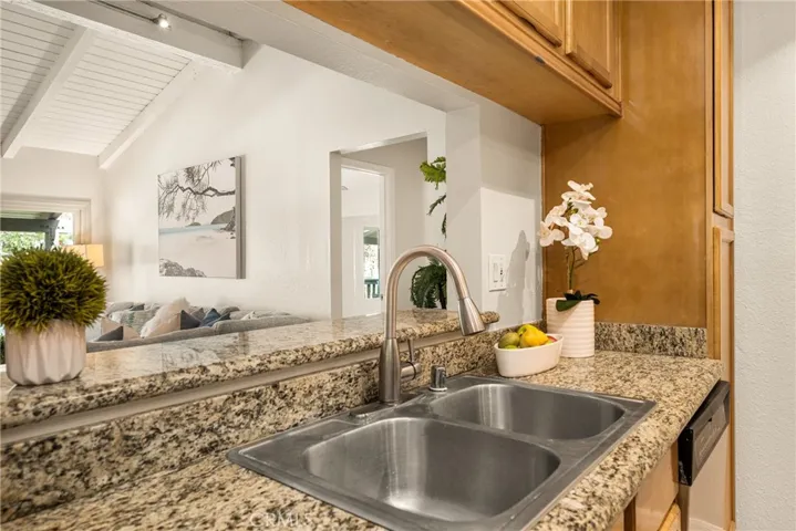 1345 Cabrillo Park Drive L06, Santa Ana, California 92701