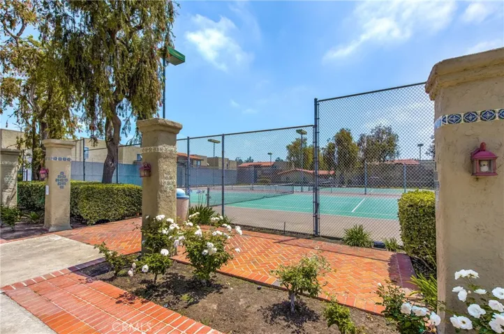 1345 Cabrillo Park Drive L06, Santa Ana, California 92701