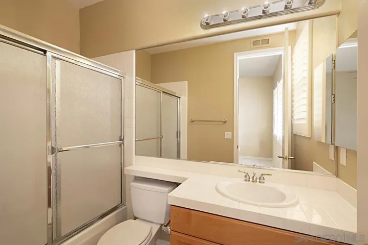 1608 Hillstone Ave, Escondido, California 92029