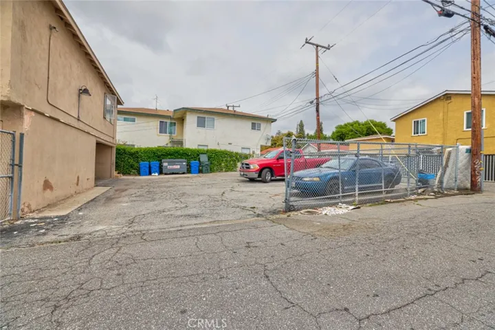 6340 Pierce Avenue, Whittier, California 90601