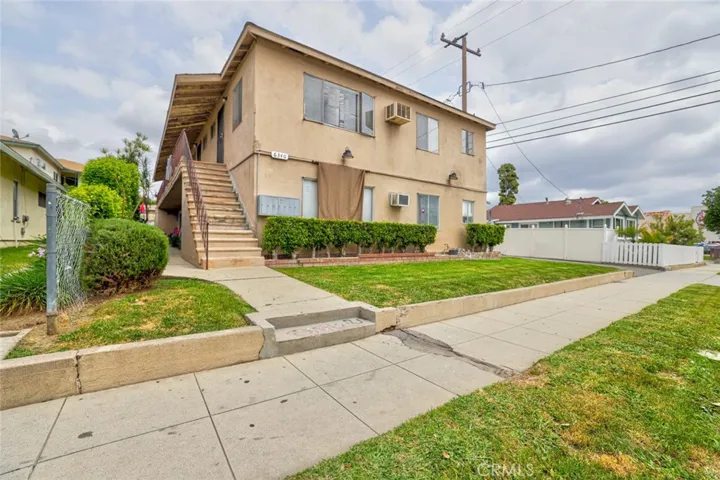 6340 Pierce Avenue, Whittier, California 90601