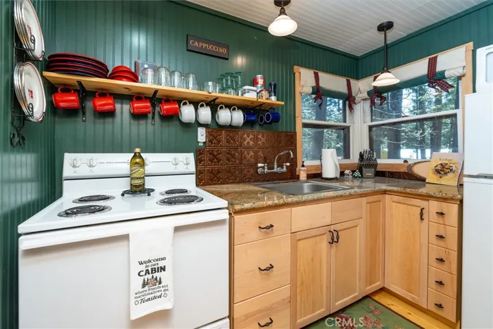 1151 Railroad Lane, Fish Camp, California 93623