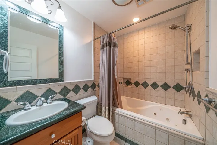 28513 Vista Tierra, Rancho Palos Verdes, California 90275