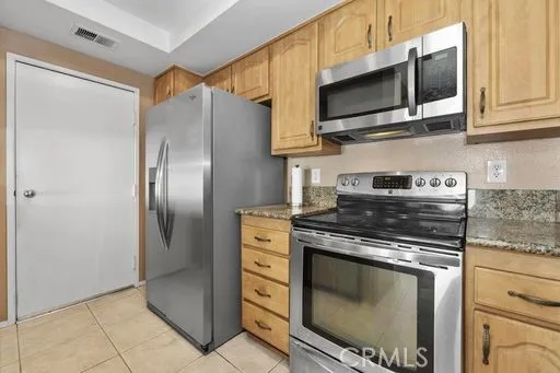 16912 Stoneglass 14, Tustin, California 92780