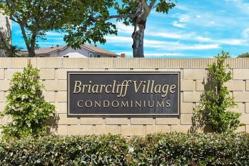 16912 Stoneglass 14, Tustin, California 92780