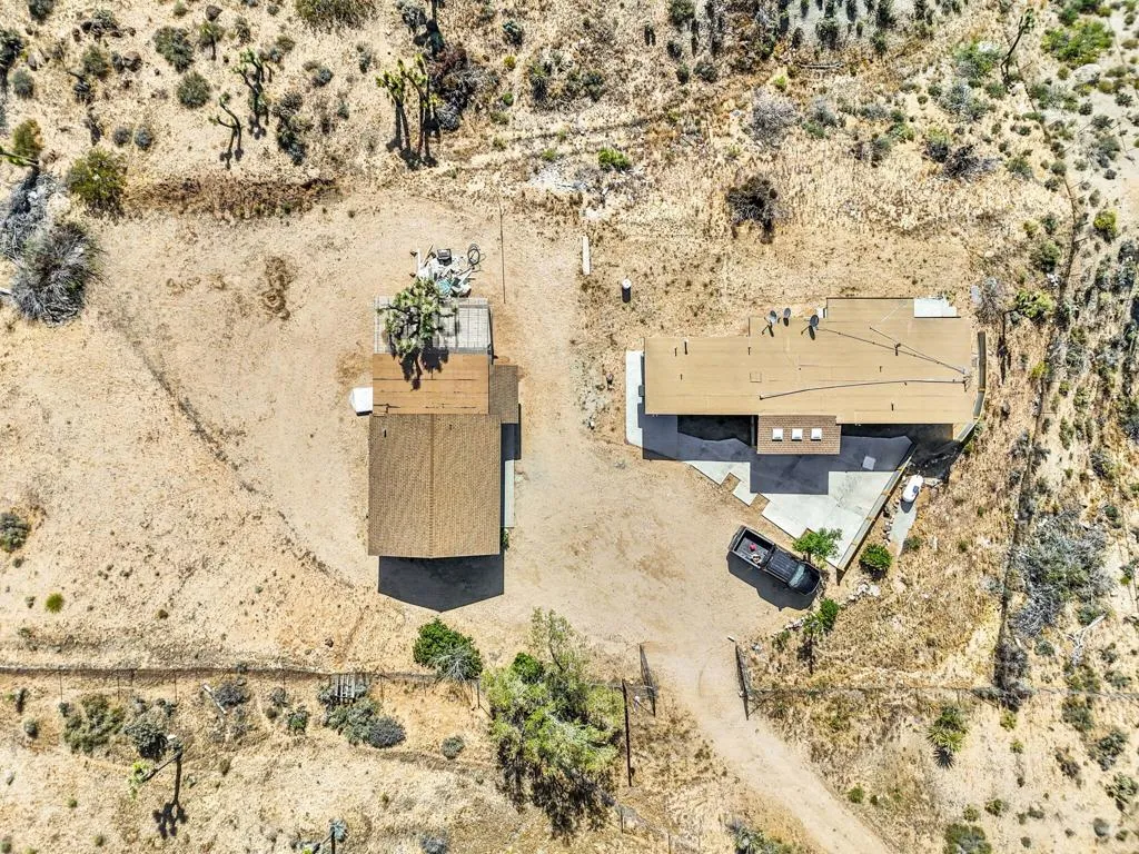 56367 Scandia Lane, Yucca Valley, California 92284 home-pic-2
