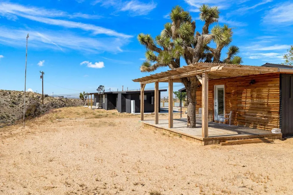 56367 Scandia Lane, Yucca Valley, California 92284 home-pic-16