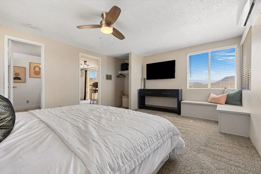 56367 Scandia Lane, Yucca Valley, California 92284 home-pic-36