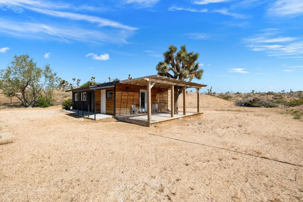 56367 Scandia Lane, Yucca Valley, California 92284 home-pic-10