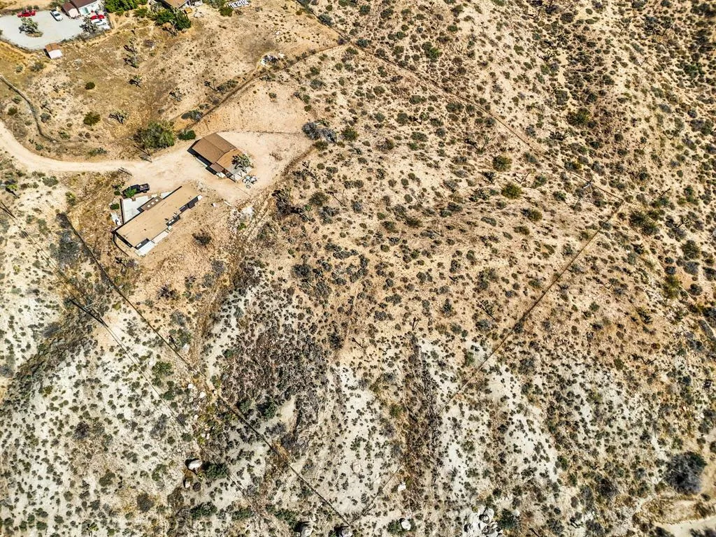 56367 Scandia Lane, Yucca Valley, California 92284 home-pic-8