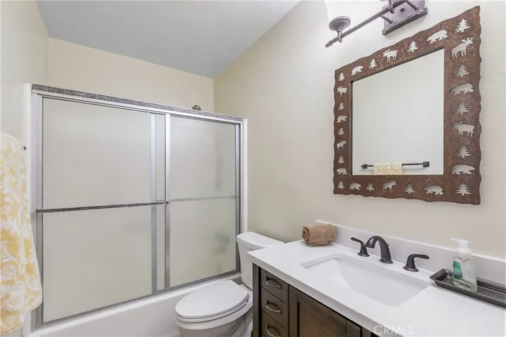Main Floor Full Bathroom