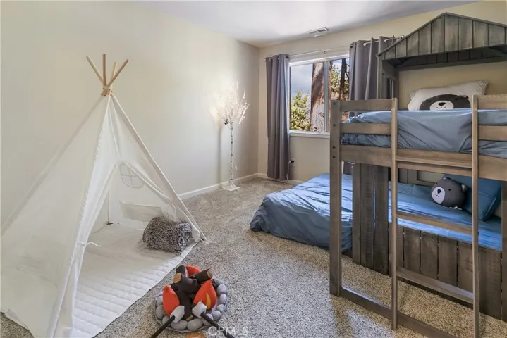 31150 All View Drive, Running Springs, California 92382