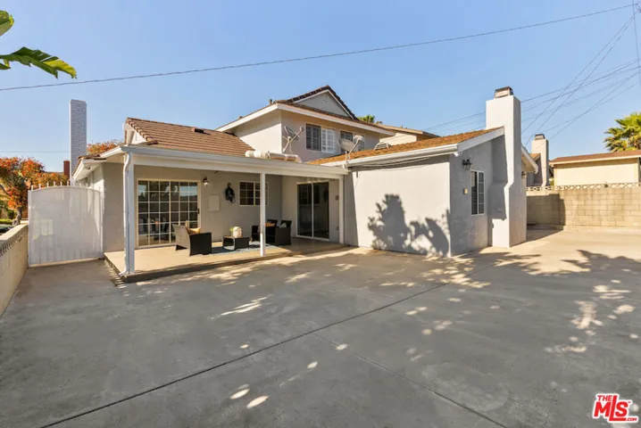 1322 E Elsmere Drive, Carson, California 90746