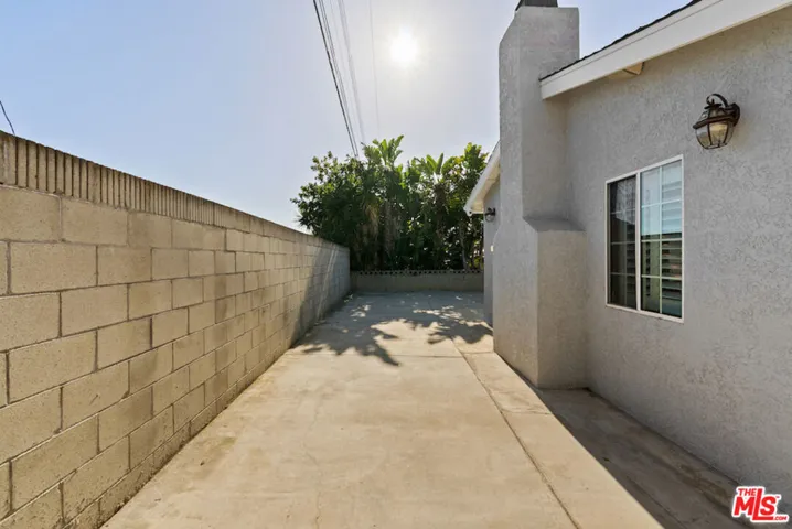 1322 E Elsmere Drive, Carson, California 90746
