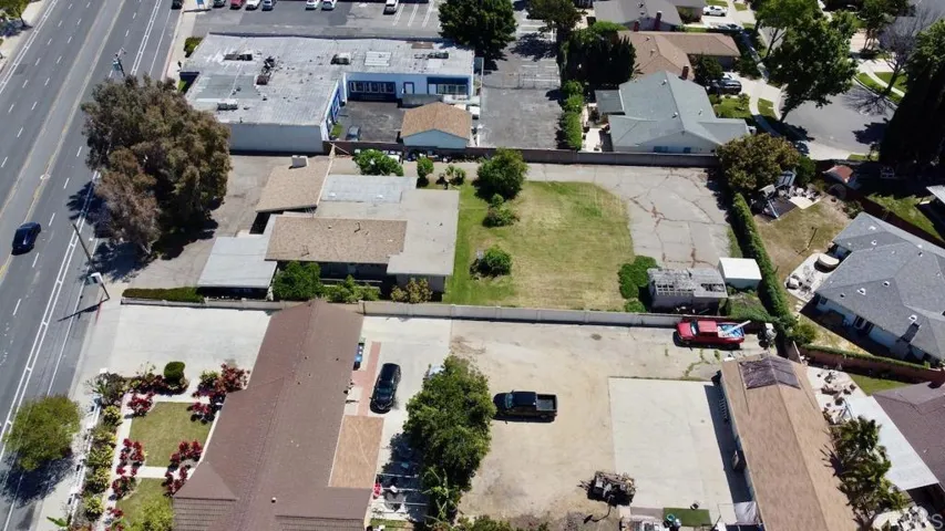 2602 N Grand Avenue, Santa Ana, California 92705