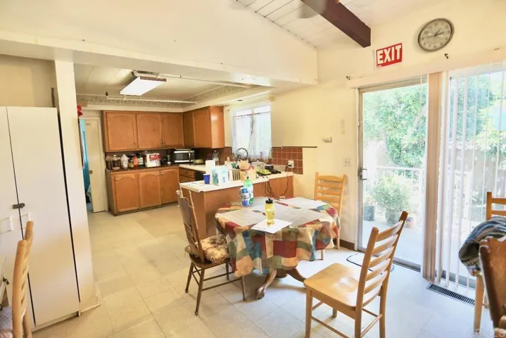 2602 N Grand Avenue, Santa Ana, California 92705