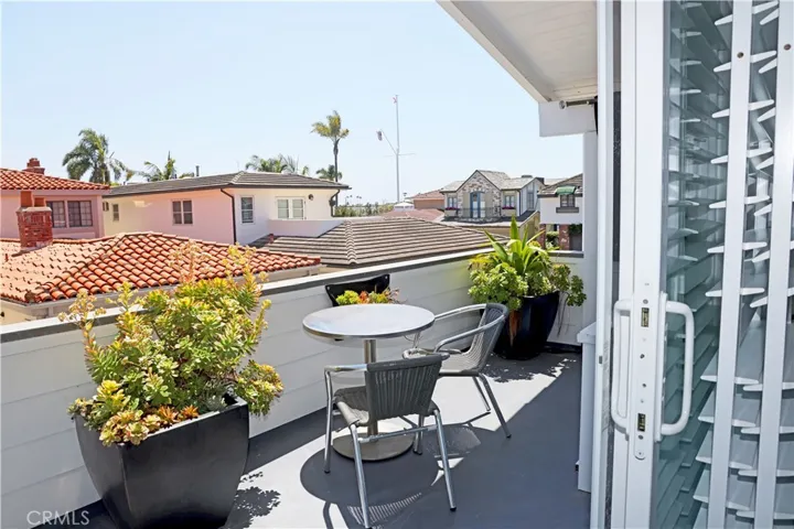 105 Via Ravenna, Newport Beach, California 92663