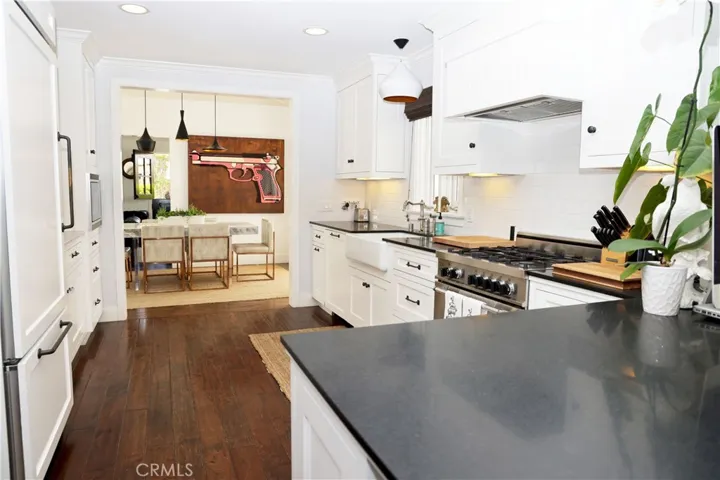 105 Via Ravenna, Newport Beach, California 92663