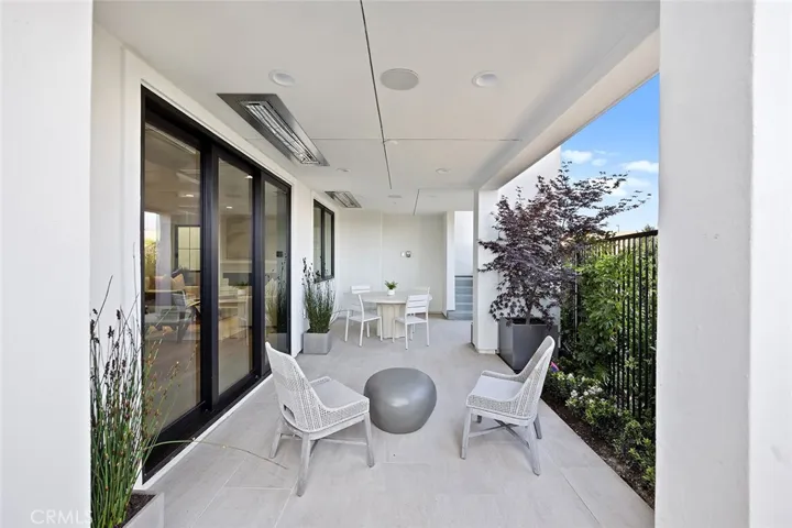 202 Via Socorro, San Clemente, California 92672
