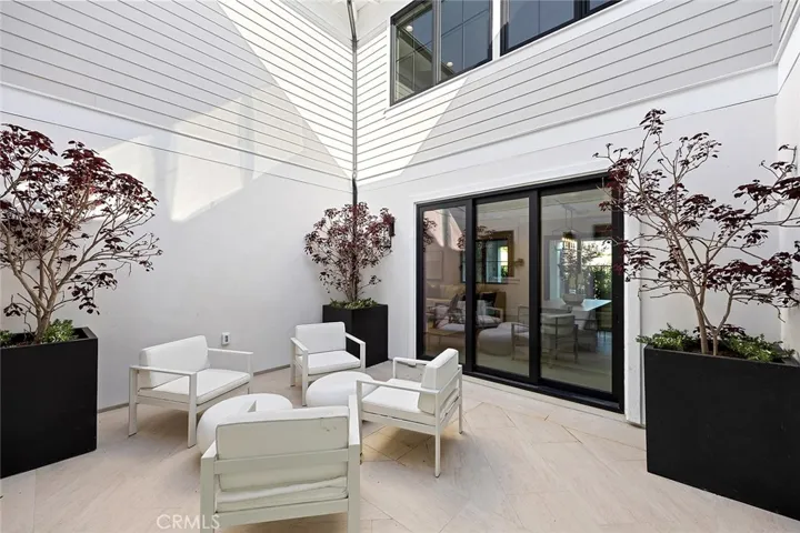 202 Via Socorro, San Clemente, California 92672